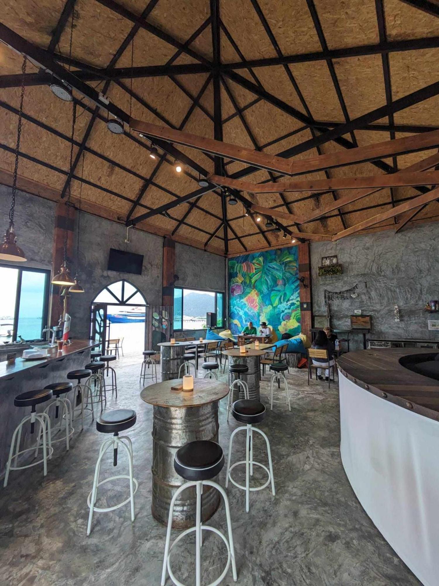Goodtime Utopia Guesthouse Ko Tao Exterior photo