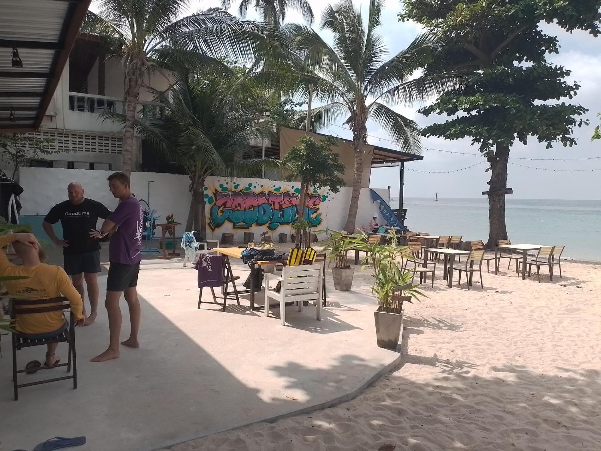 Goodtime Utopia Guesthouse Ko Tao Exterior photo